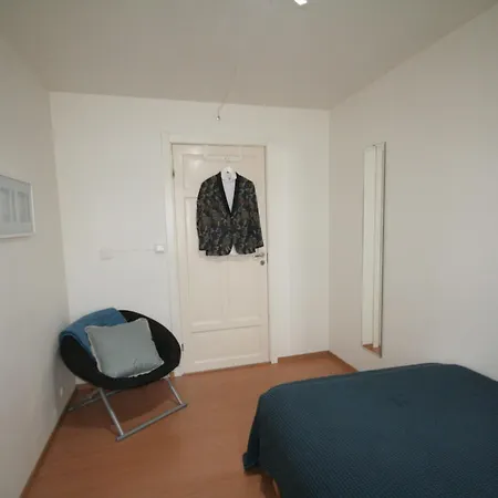 Leilighet Super Cozy 3-bedroom In Picturesque Neigborhood *